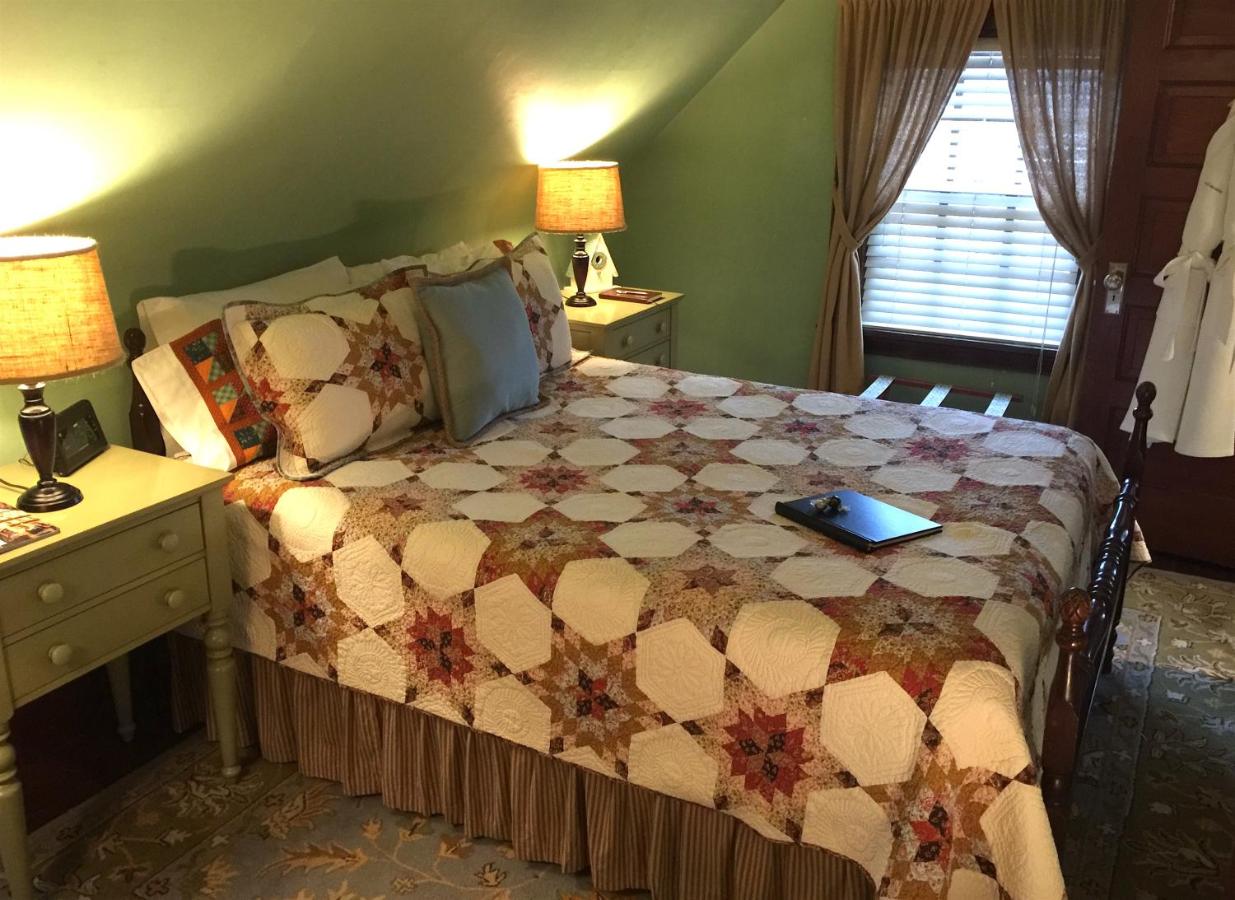 | The Lancaster Bed and Breakfast