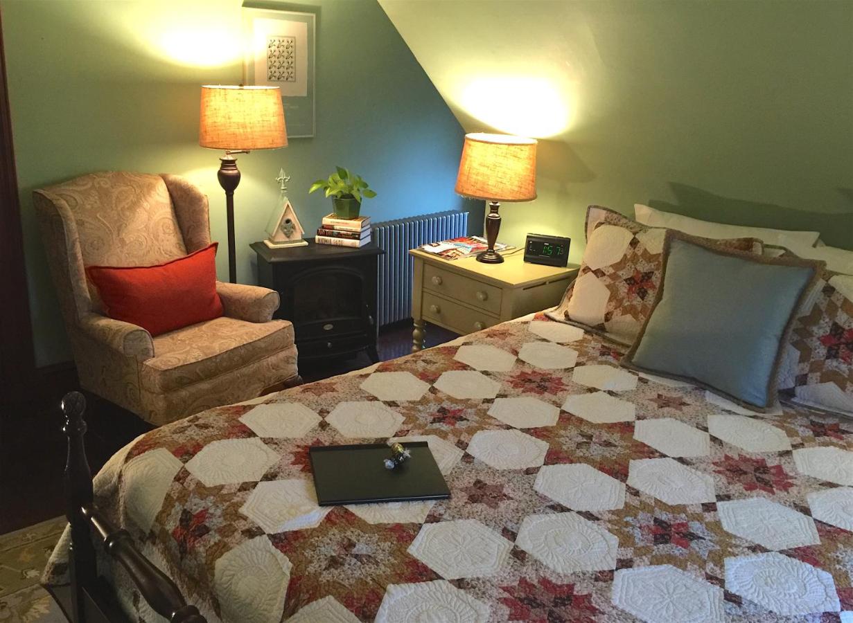 | The Lancaster Bed and Breakfast