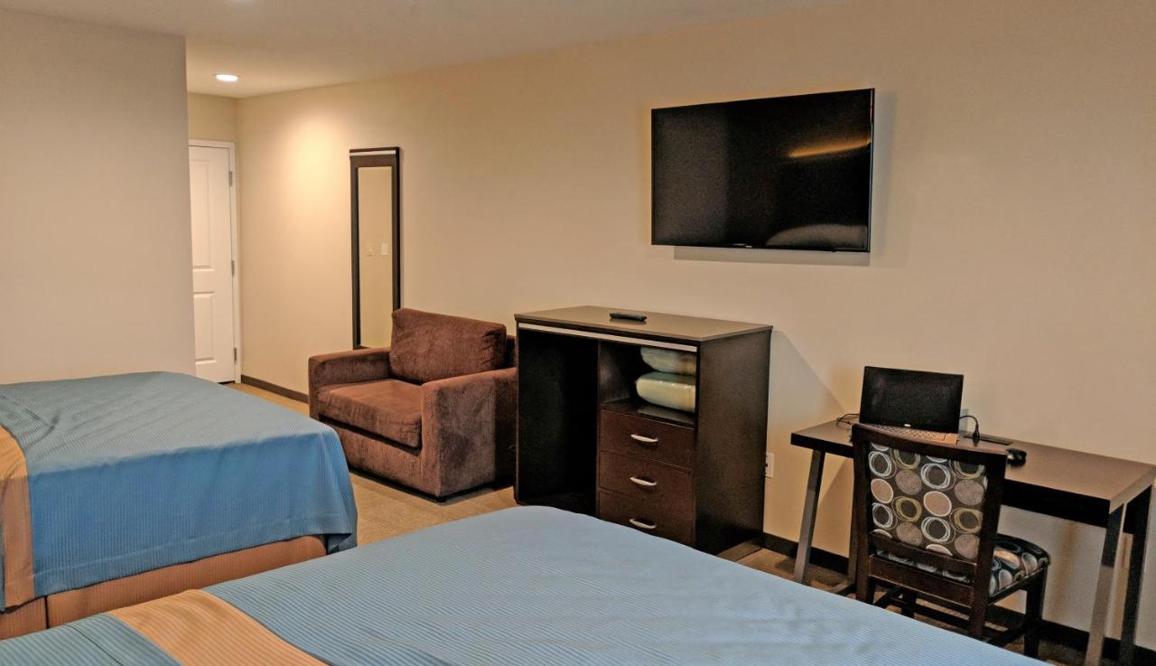Deluxe Double Room at Epic Hotel