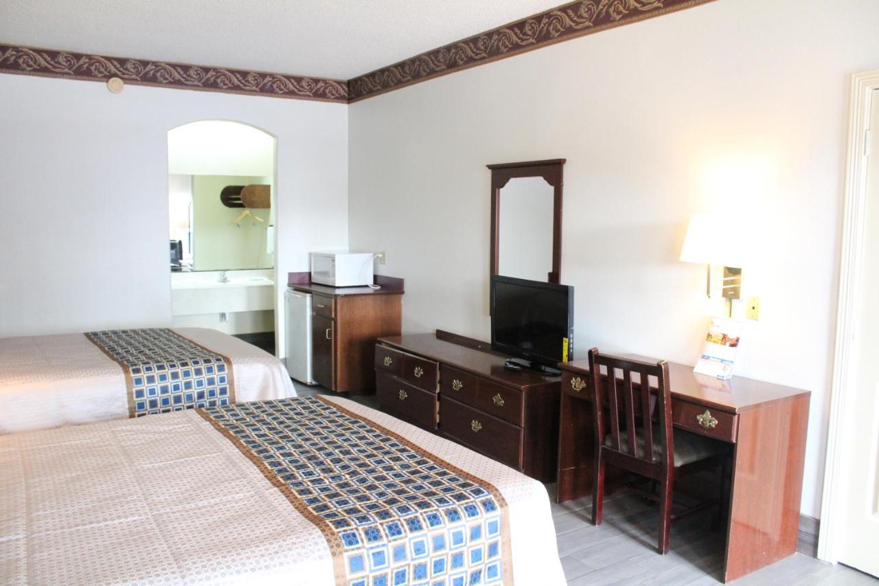 | Texas Inn Downtown McAllen