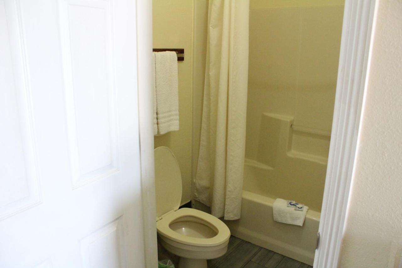 | Texas Inn Downtown McAllen