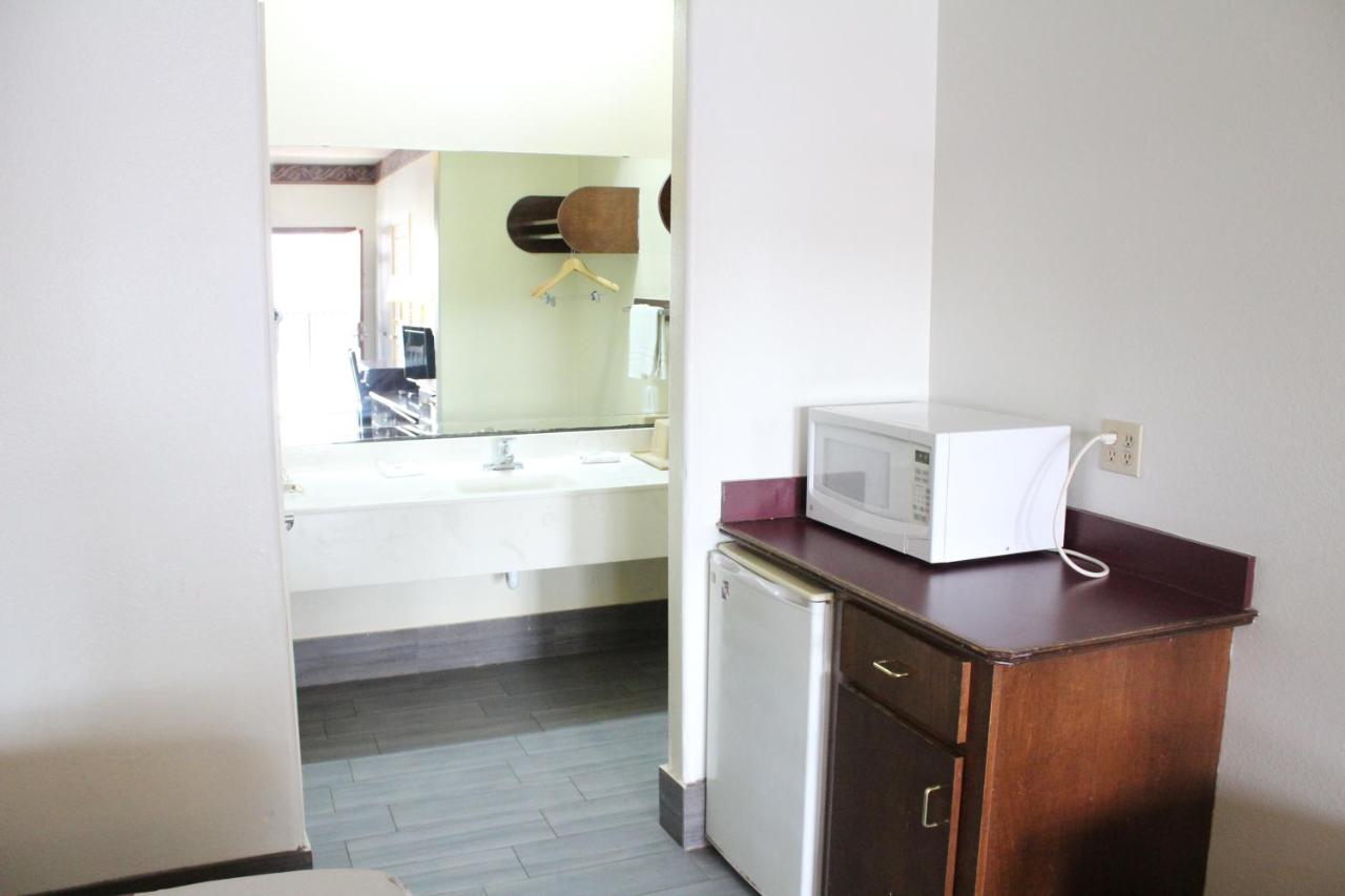 | Texas Inn Downtown McAllen