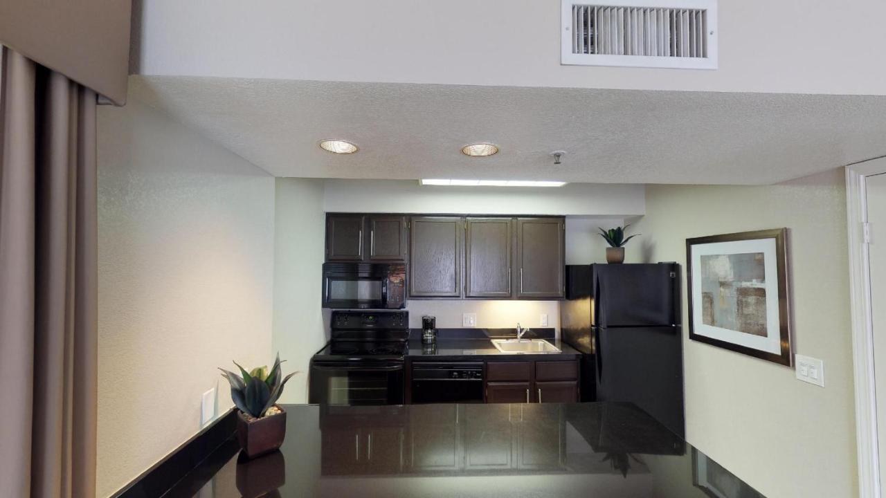 One Bedroom Suite - Full Kitchen at Chase Suites Hotel Brea-Fullerton