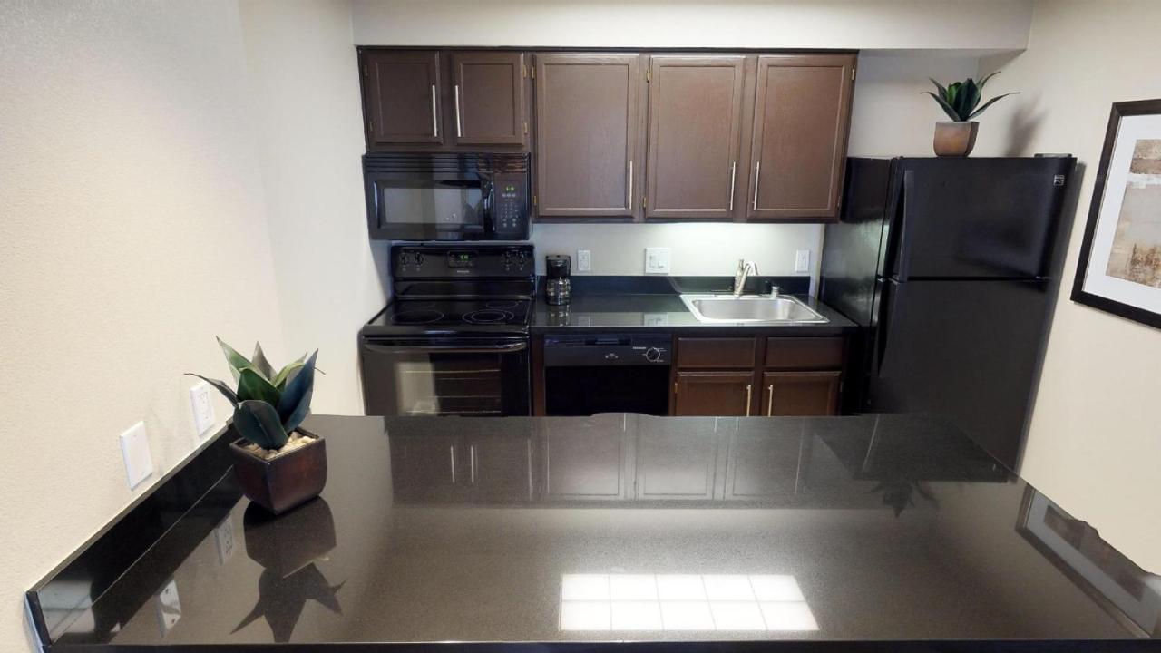 Two Bedroom Suite - Full Kitchen at Chase Suites Hotel Brea-Fullerton