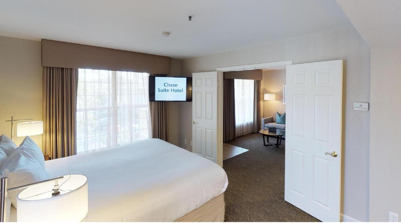Two Bedroom Suite - Full Kitchen at Chase Suites Hotel Brea-Fullerton