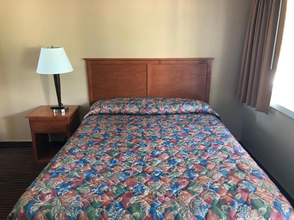 | Evergreen Lodge