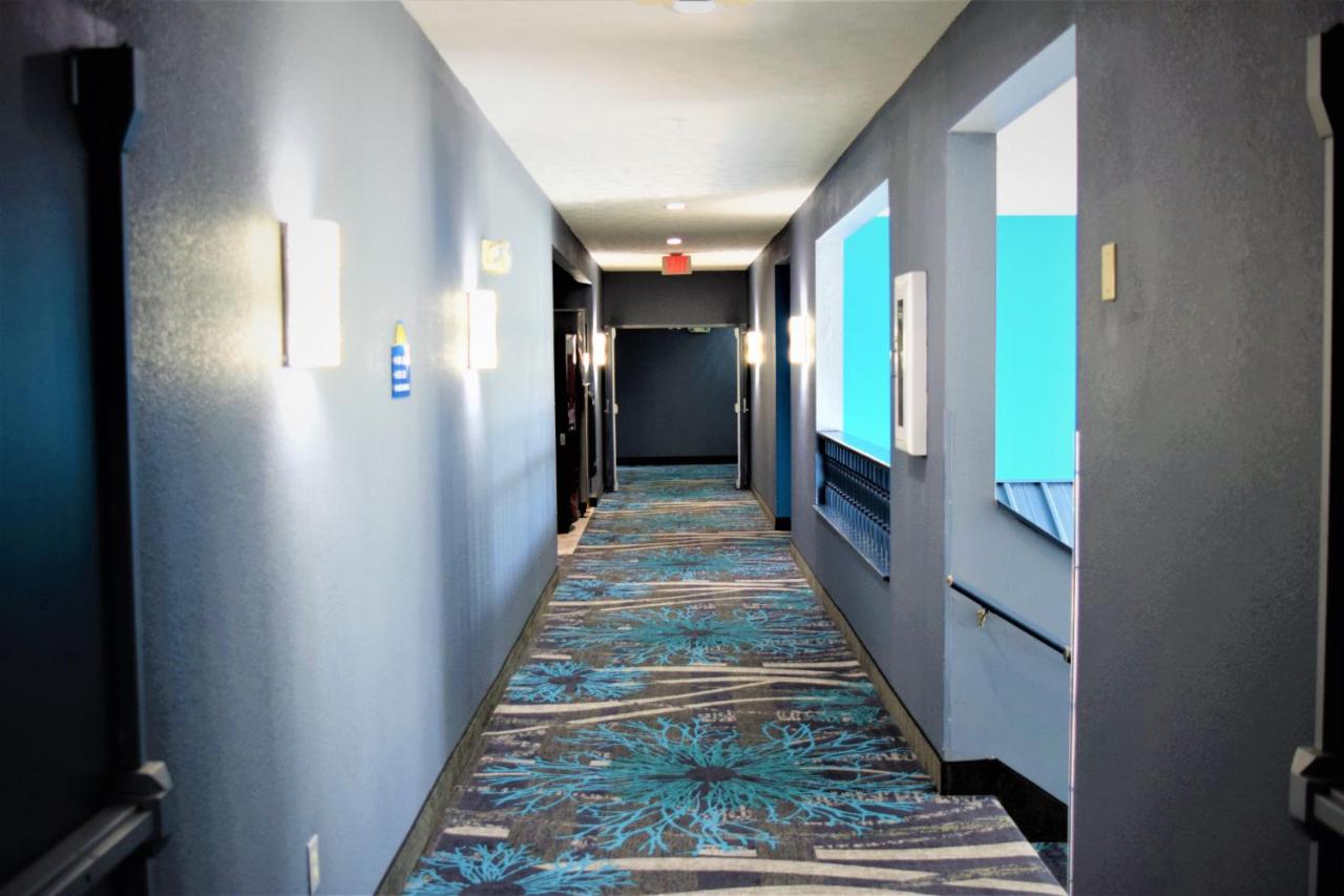 Queen Room with Two Queen Beds - Non-Smoking at Days Inn by Wyndham Montgomery