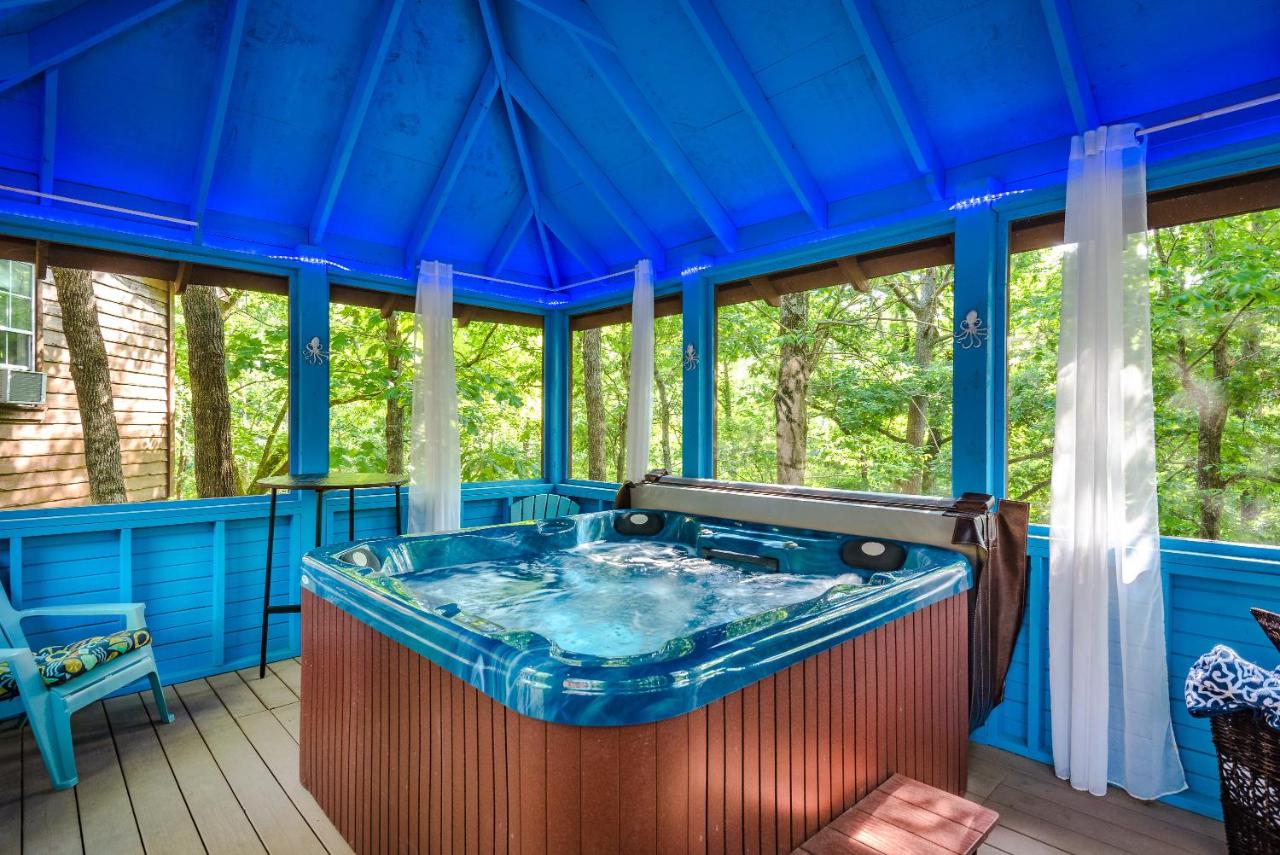| The Woods Cabins