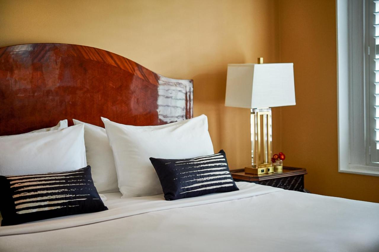 Executive King Room at Inn at Carnall Hall