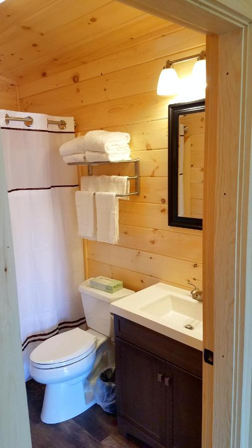 | Abbot Trailside Lodging