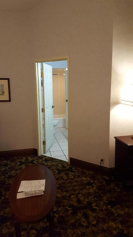| Best Western Plus Dockside Waterfront Inn