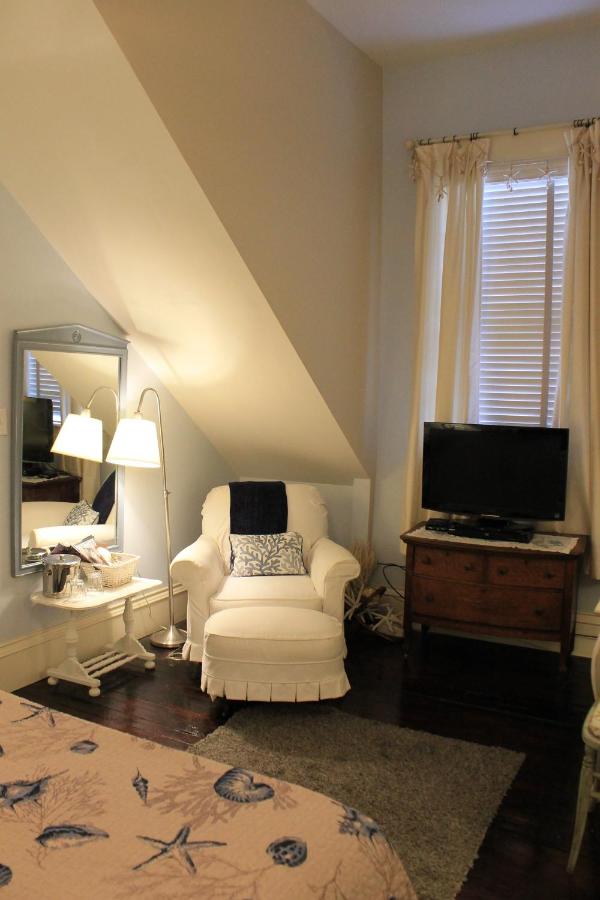  | Grand Magnolia Ballroom & Suites