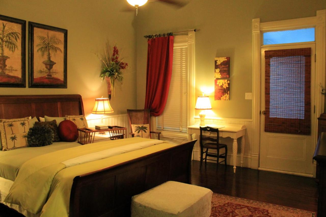  | Grand Magnolia Ballroom & Suites