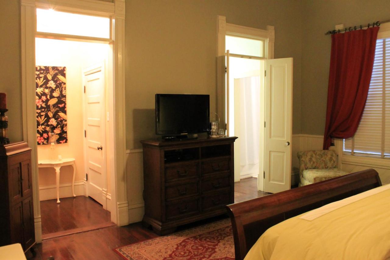  | Grand Magnolia Ballroom & Suites