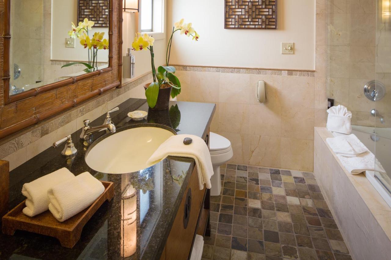 | Tradewinds Carmel