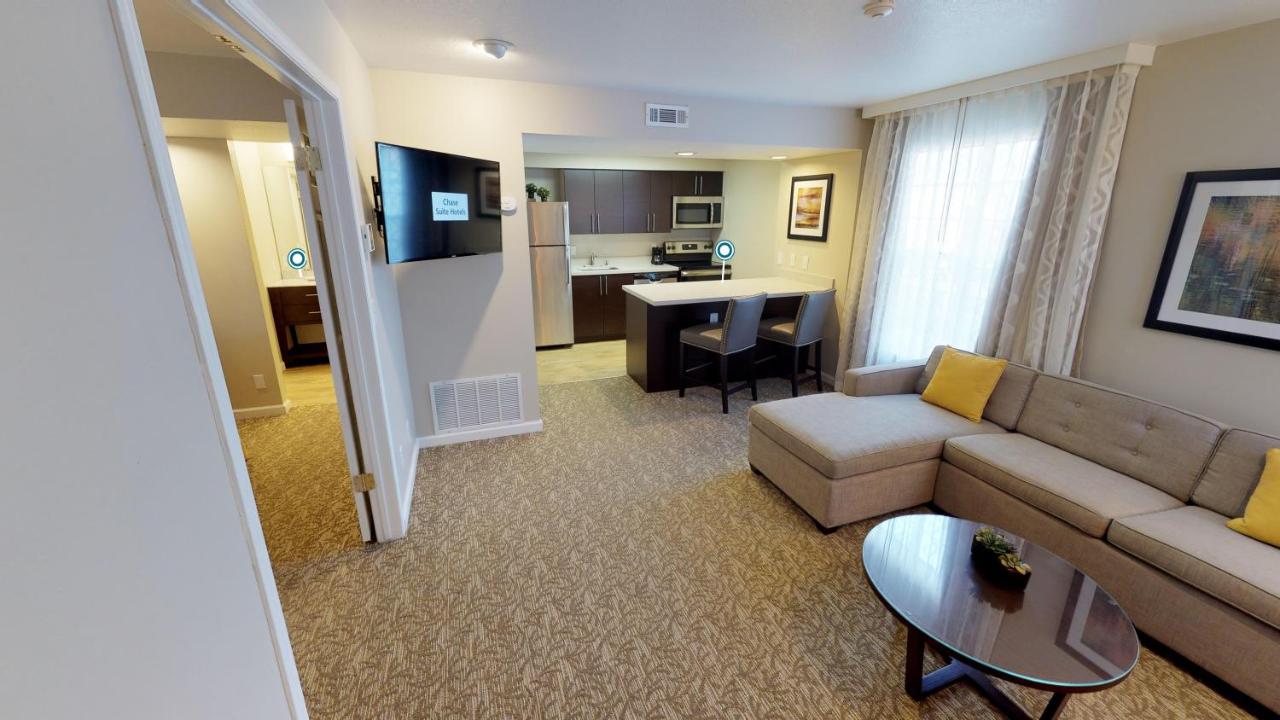 One-Bedroom Suite - 2 Double Beds at Chase Suite Hotel Newark-Fremont