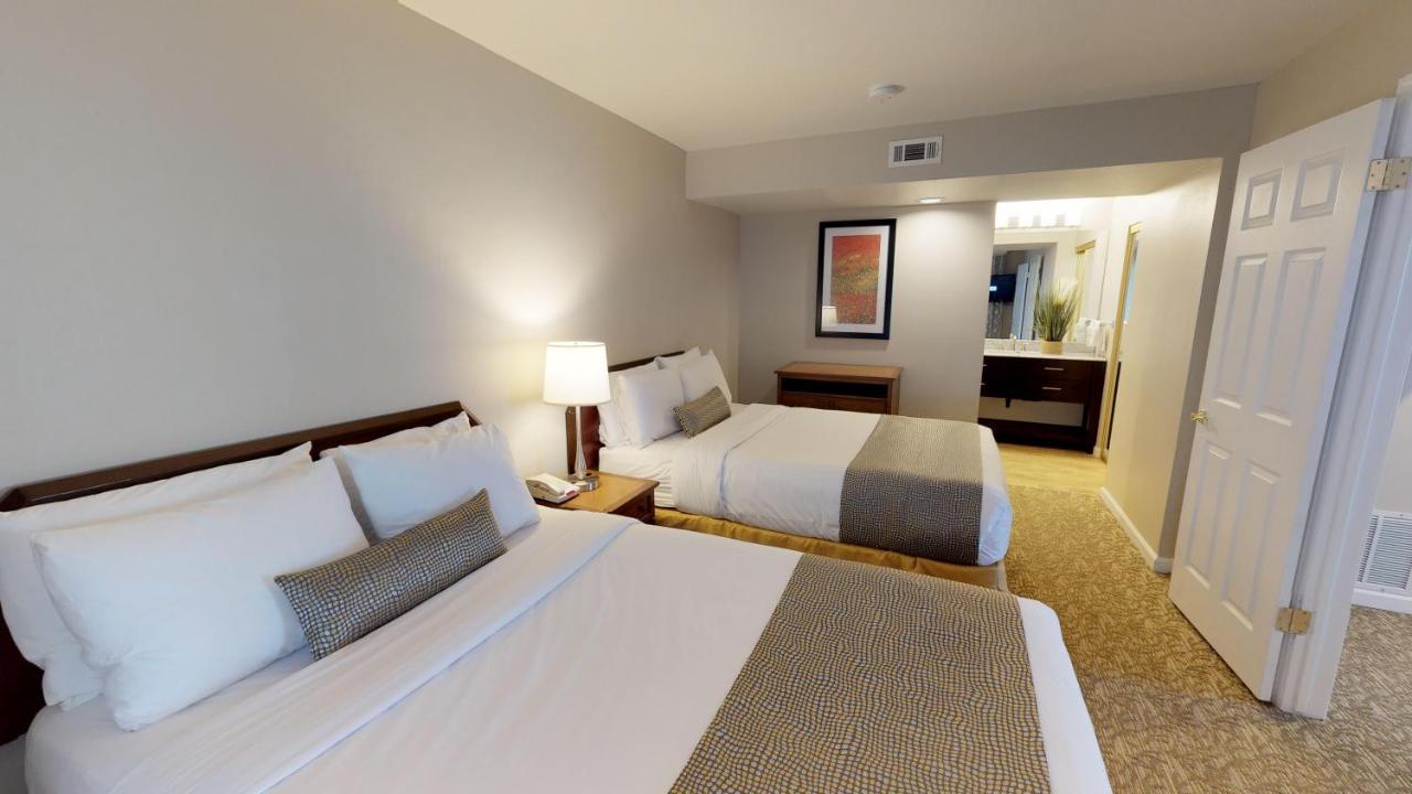 One-Bedroom Suite - 2 Double Beds at Chase Suite Hotel Newark-Fremont