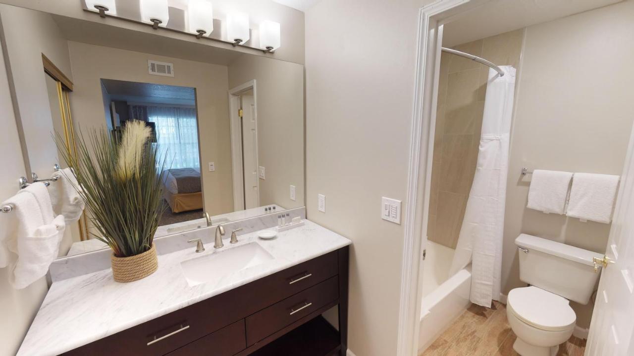 One Bedroom Suite - 1 King Bed at Chase Suite Hotel Newark-Fremont