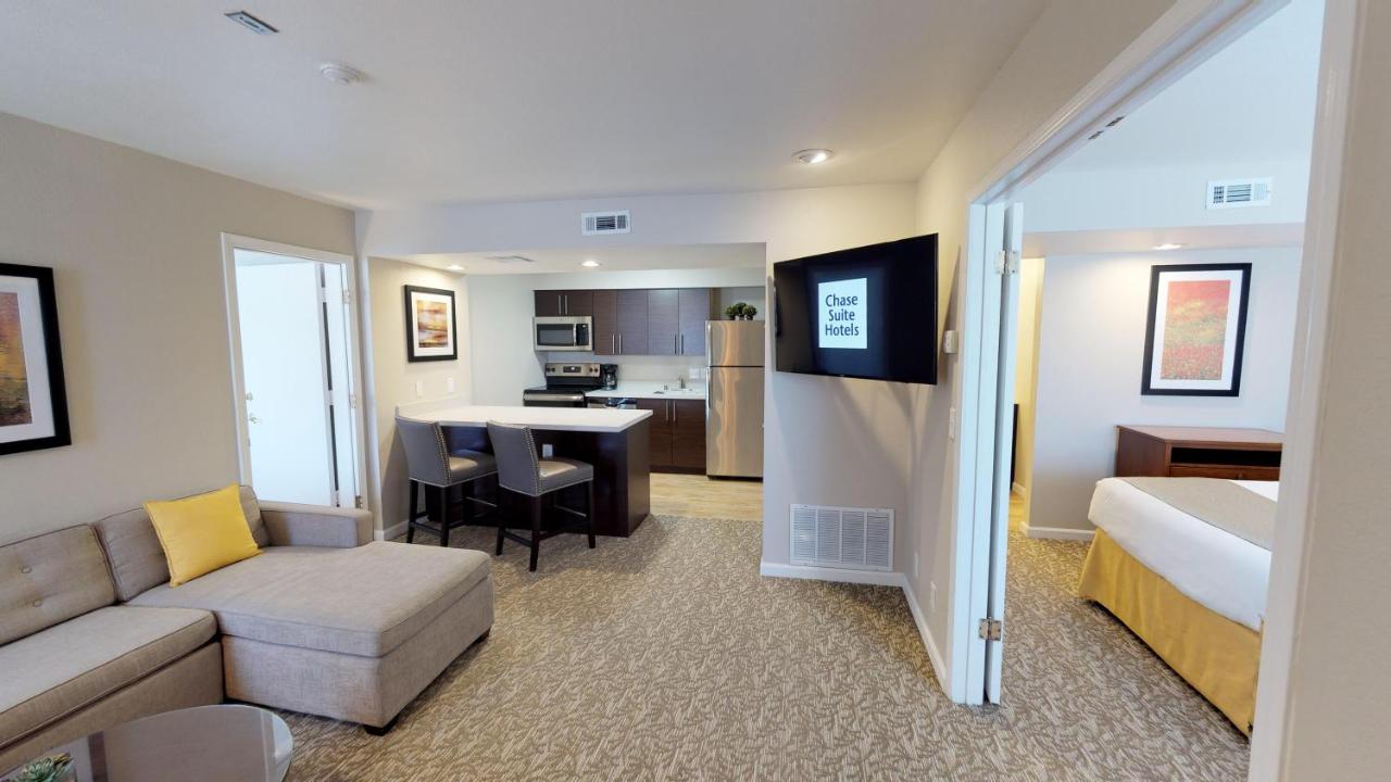 Two-Bedroom Suite at Chase Suite Hotel Newark-Fremont
