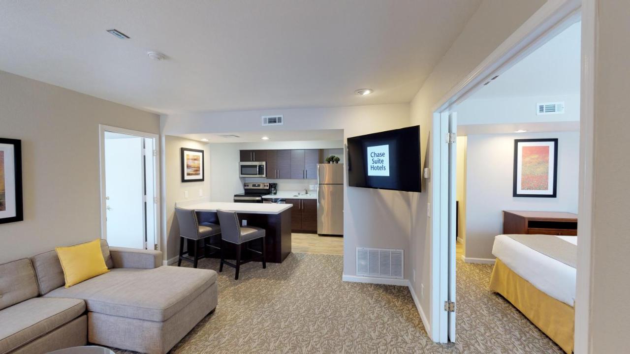 Two-Bedroom Suite at Chase Suite Hotel Newark-Fremont