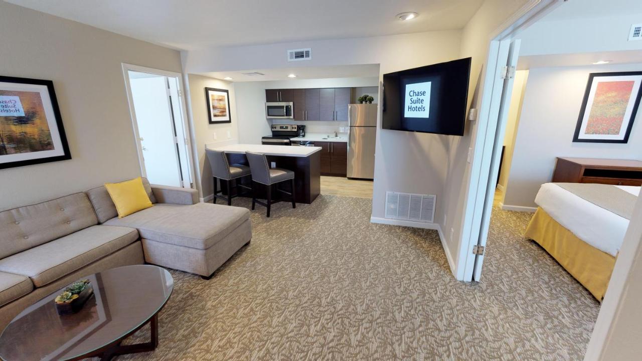 Two-Bedroom Suite at Chase Suite Hotel Newark-Fremont