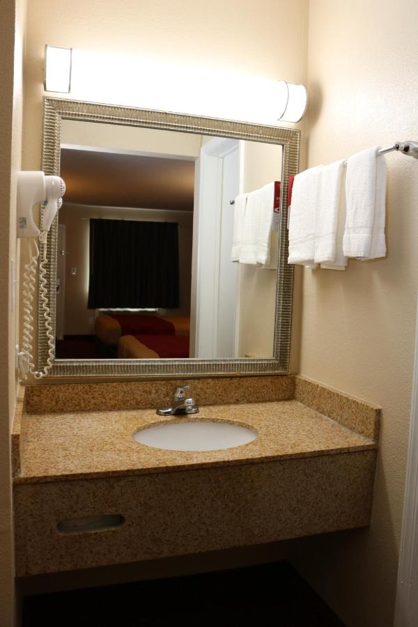 Double Room with Two Double Beds - Smoking at STUDIOS & SUITES 4 LESS CHESAPEAKE
