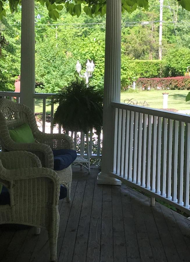  | Martha's Vineyard B & B