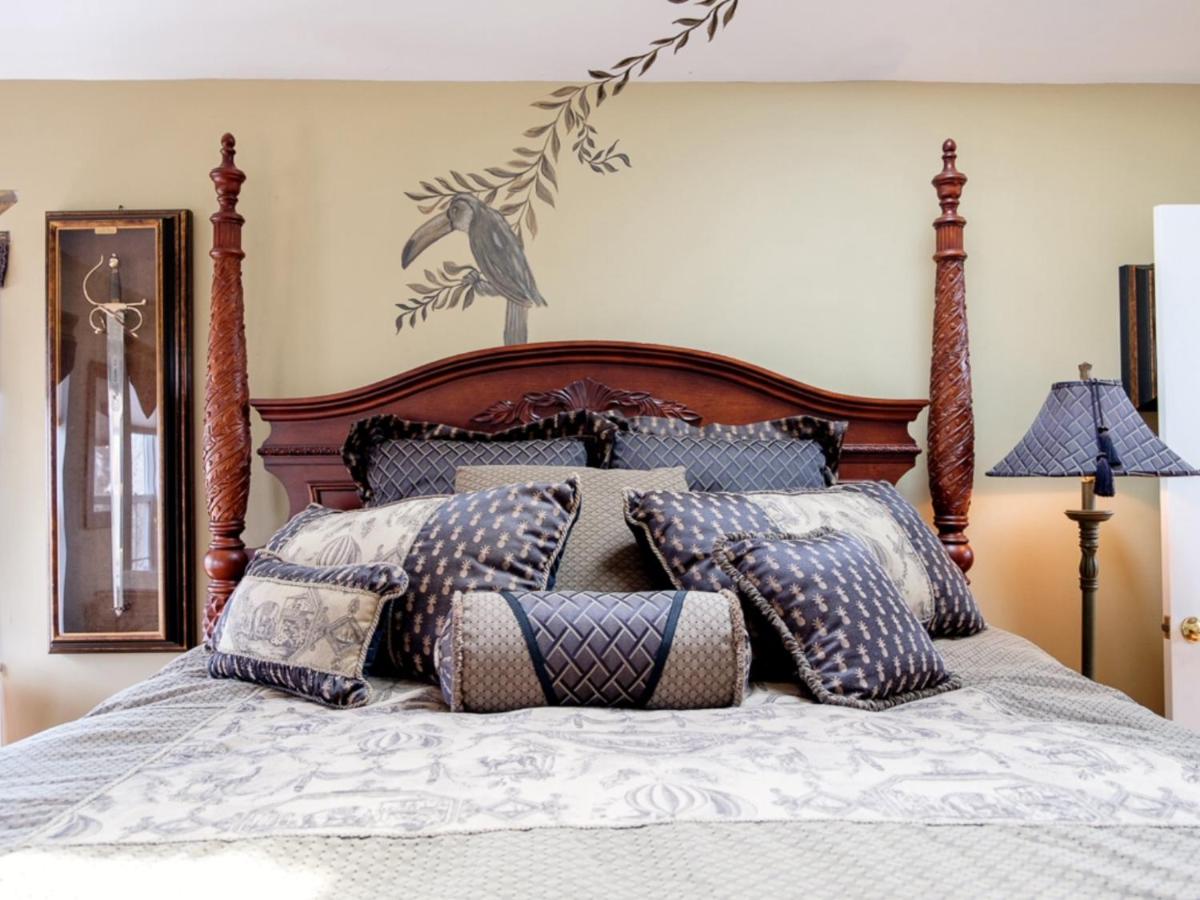 | Gaslight Bed & Breakfast
