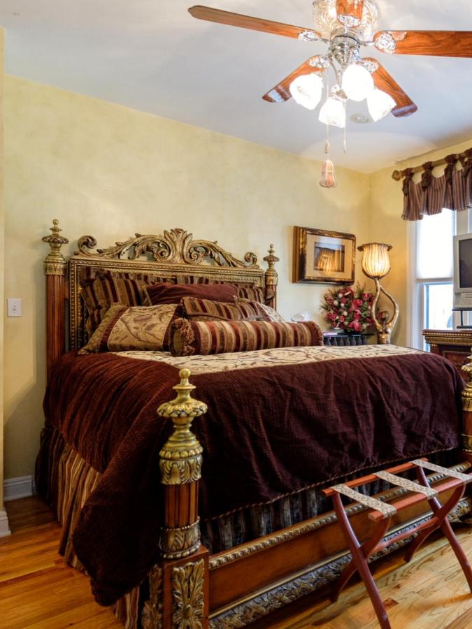 | Gaslight Bed & Breakfast