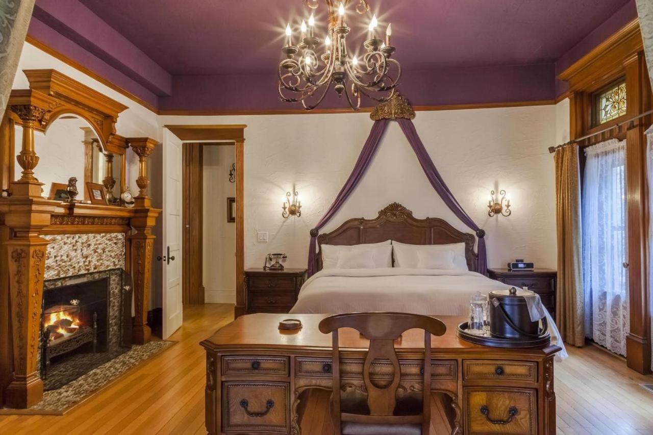 | Patterson Inn