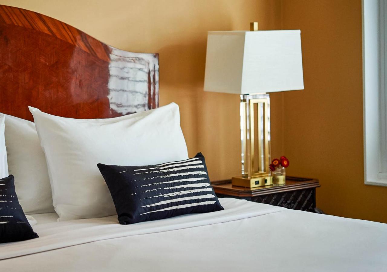 King Suite at Inn at Carnall Hall