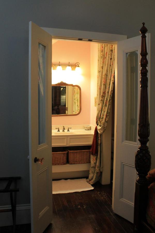  | Grand Magnolia Ballroom & Suites