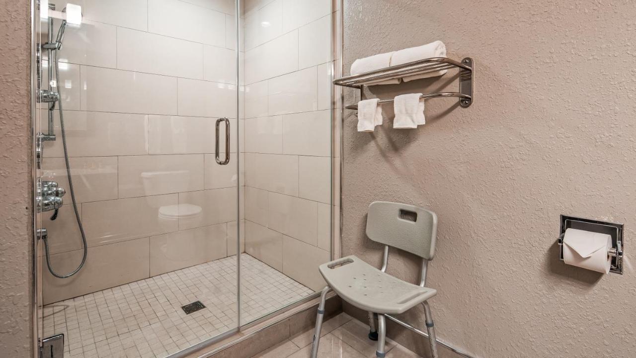 | Best Western Plus North Joliet