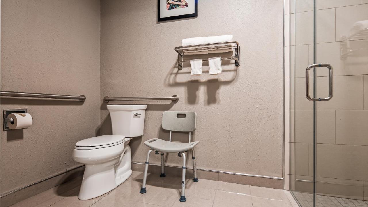 | Best Western Plus North Joliet