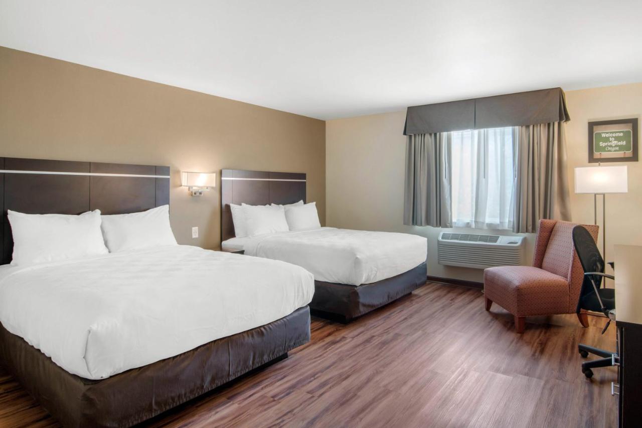 Queen Room with Two Queen Beds - Non-Smoking at Econo Lodge Inn & Suites