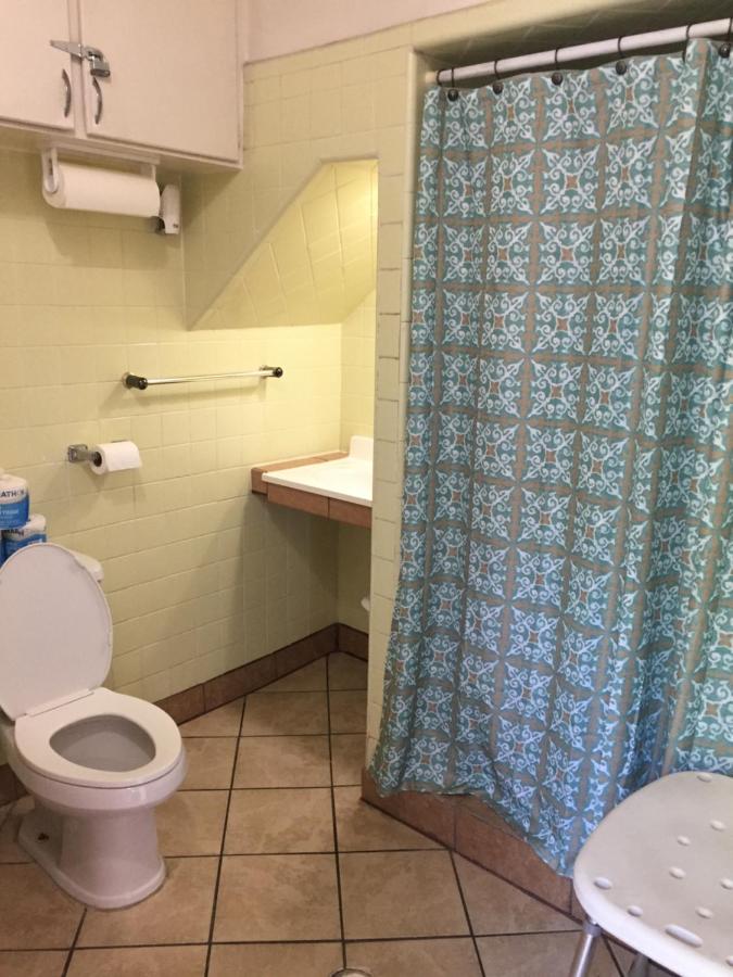  | Avenues Hostel