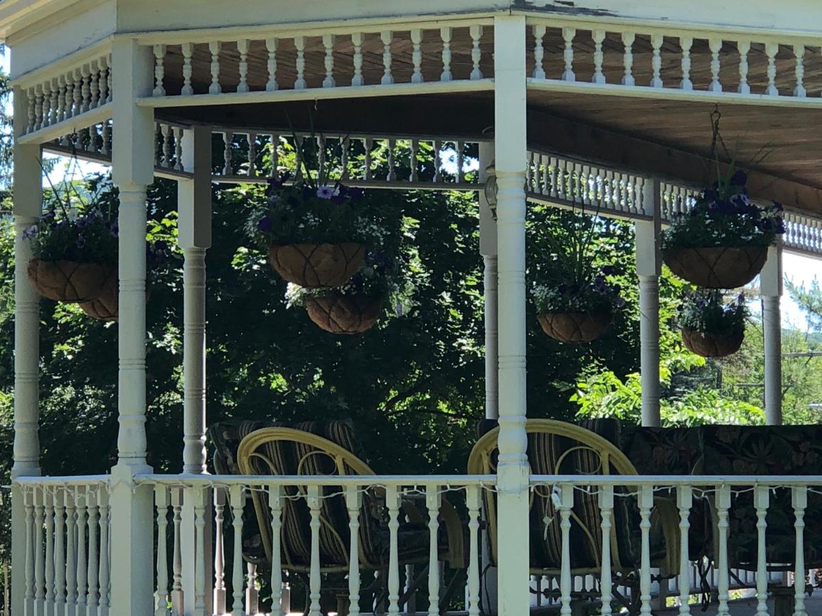 | Antique Rose Inn Windham
