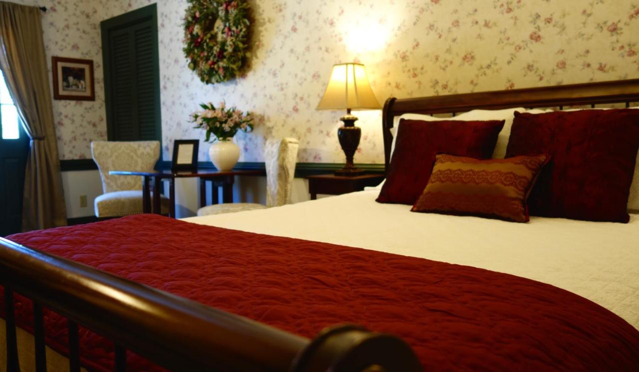| Acadia Bay Inn