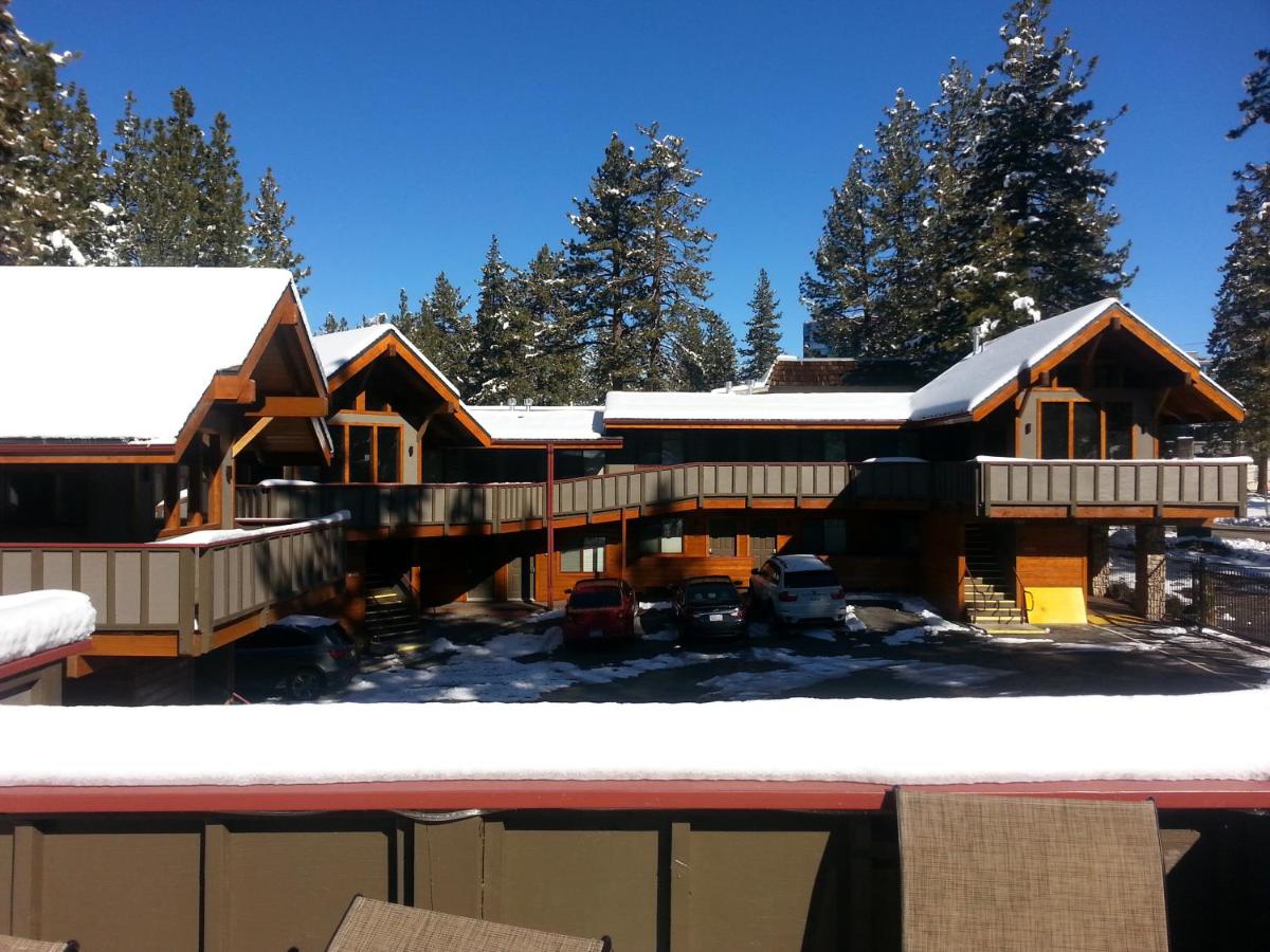 | Gondola Lodge