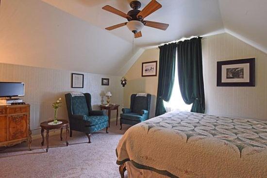 | B Street House Inn