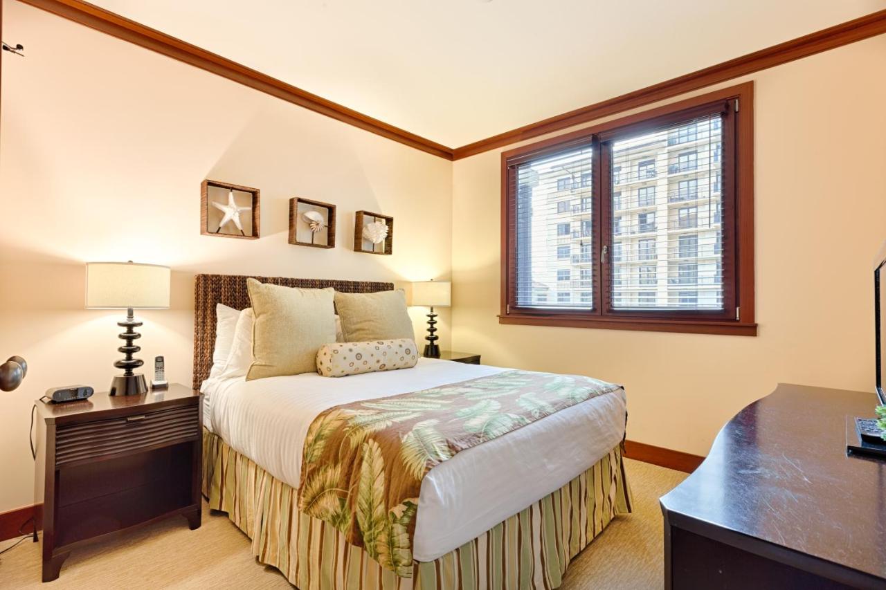 | Spacious Fourth Floor Villa with Pool View - Ocean Tower at Ko Olina Beach Villas Resort