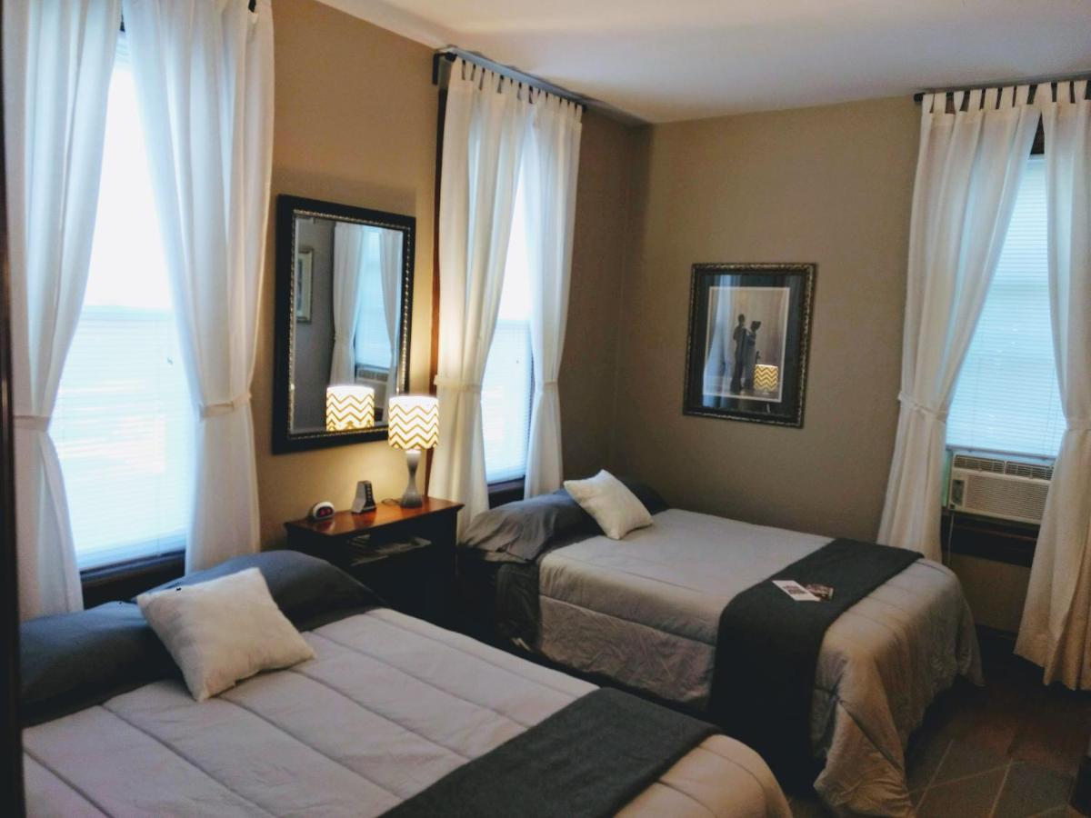  | Carraway Guest House