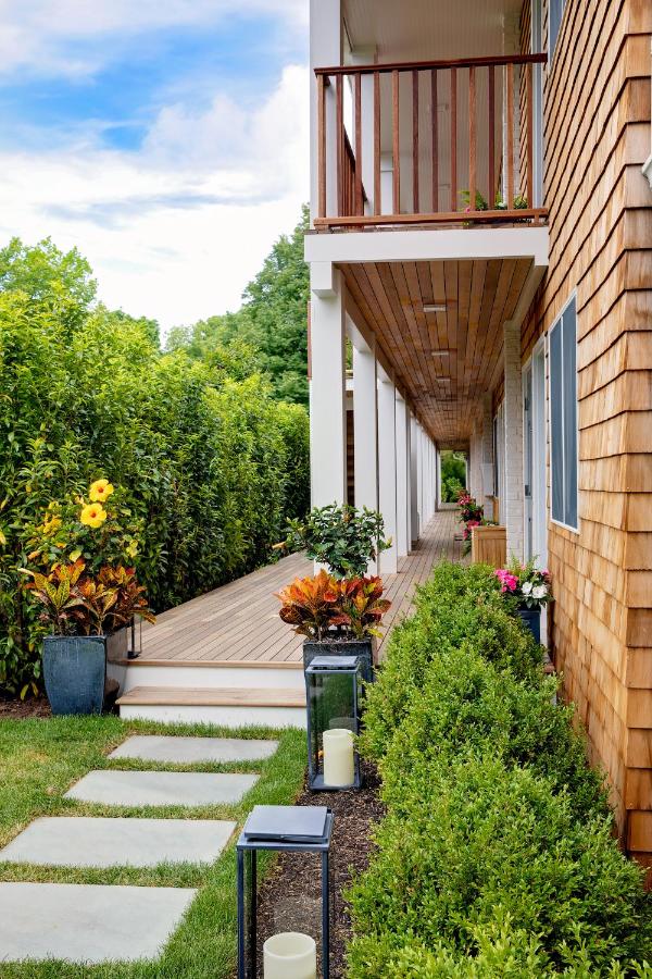| Journey East Hampton