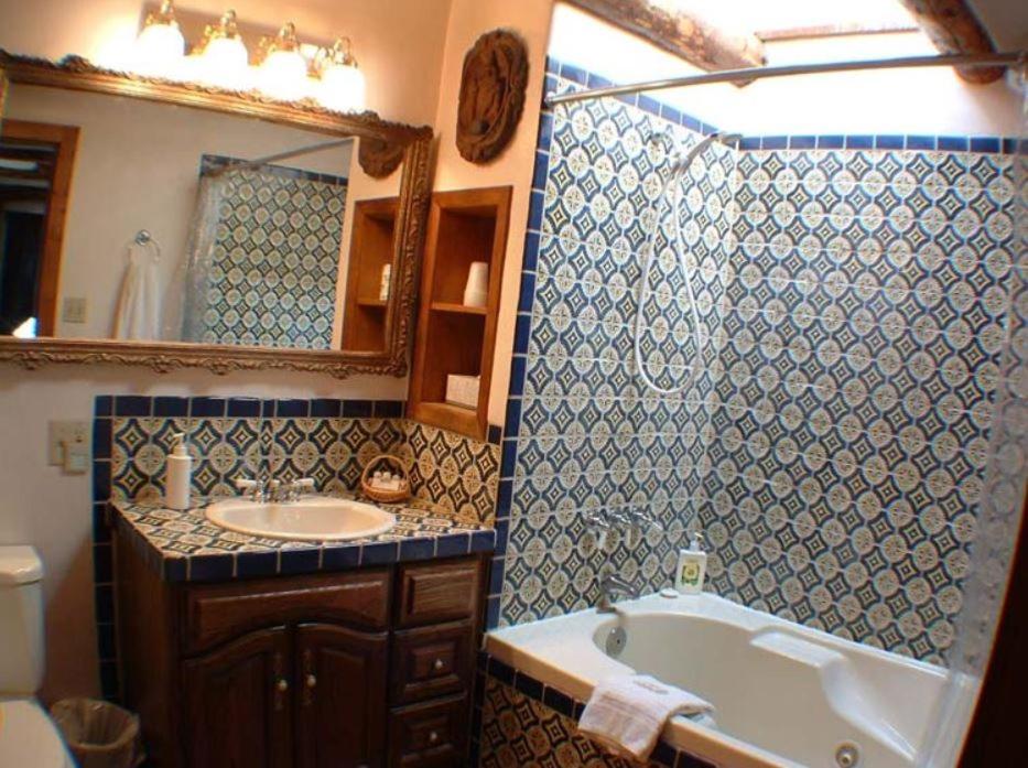 | La Dona Luz Inn an Historic B&B