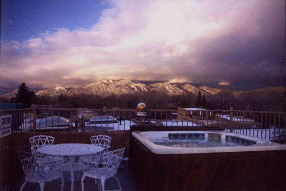 | La Dona Luz Inn an Historic B&B