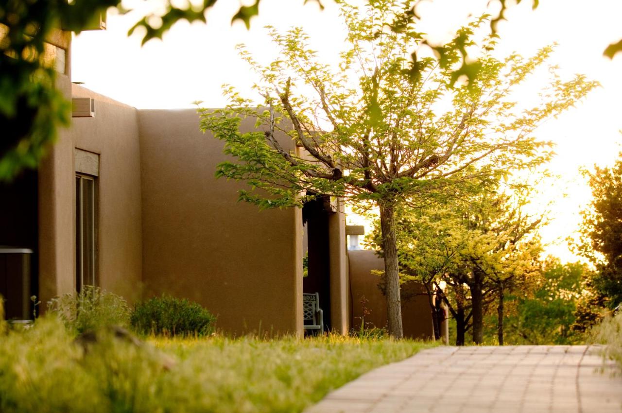 | Fort Marcy Suites