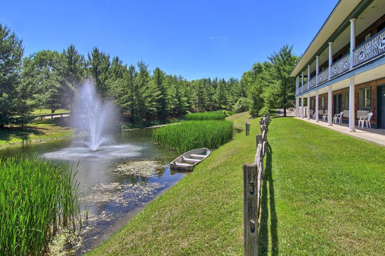 | The Legend Cottage Inn