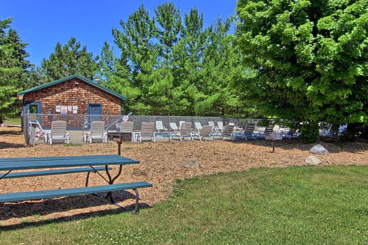| The Legend Cottage Inn