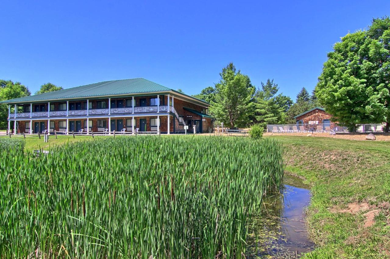 | The Legend Cottage Inn