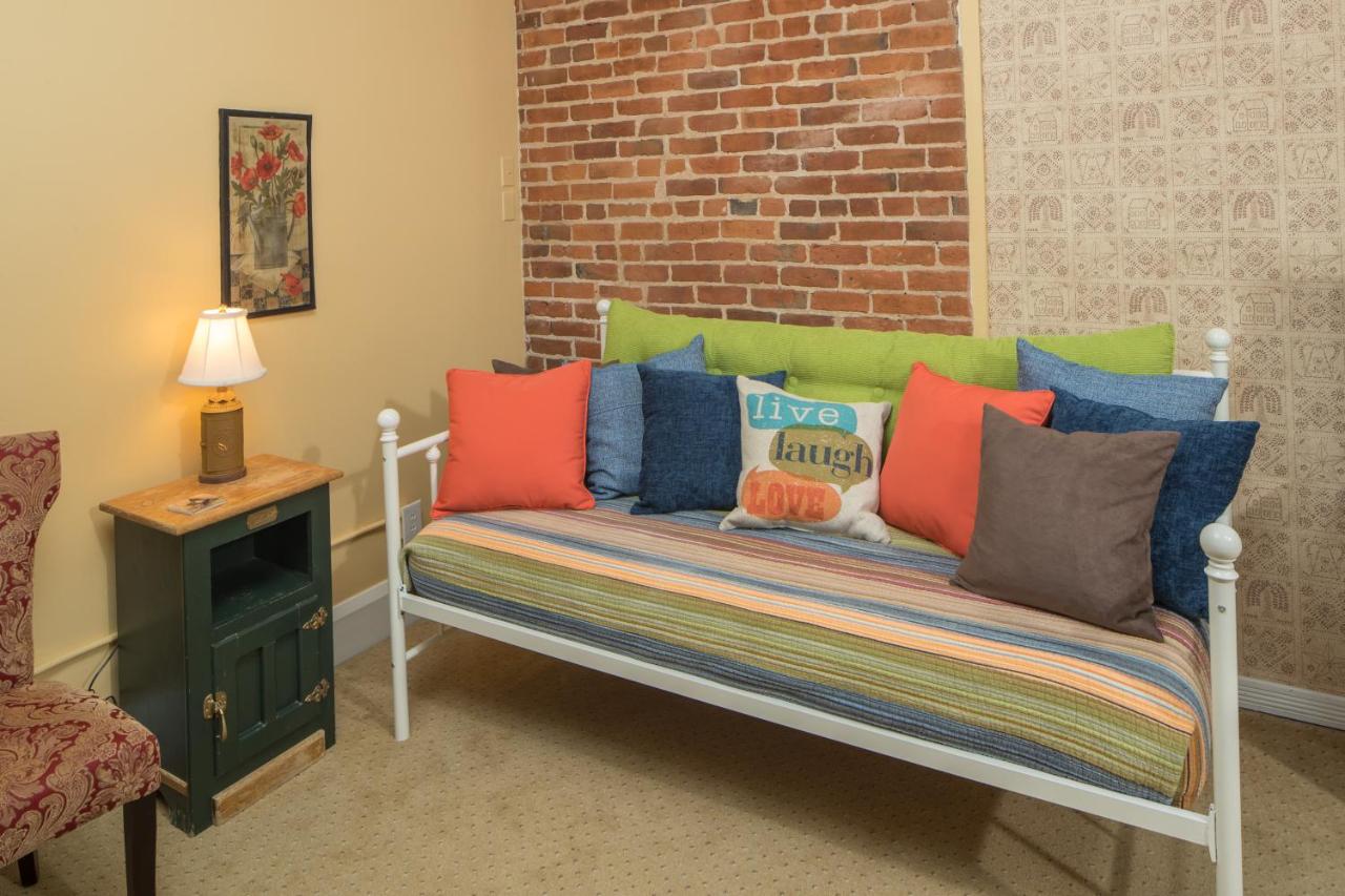  | Farmers Guest House